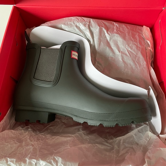 Hunter Original Waterproof Chelsea Rainboot - Picture 9 of 12